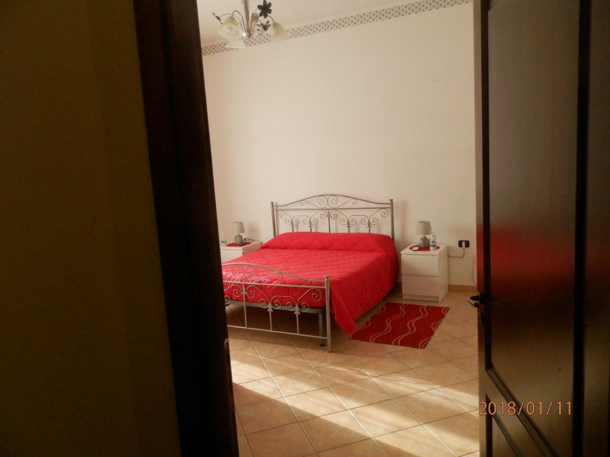 קסטרווילארי B&B Palazzo L'Occaso מראה חיצוני תמונה