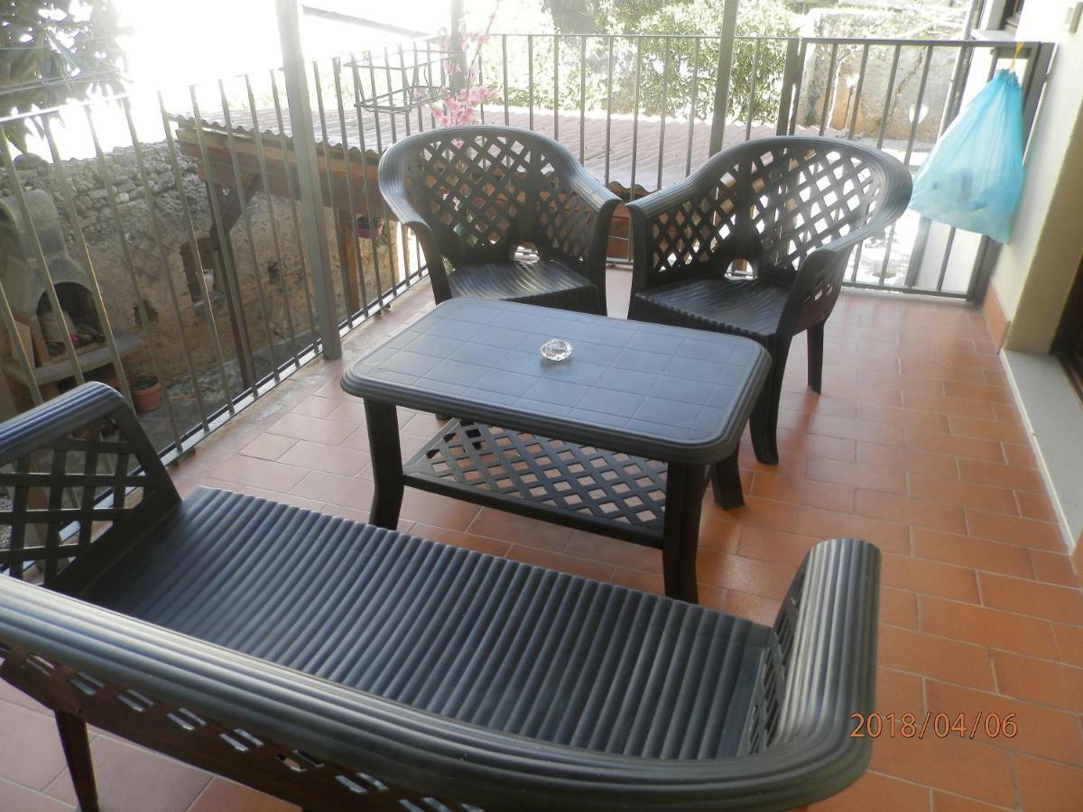 קסטרווילארי B&B Palazzo L'Occaso מראה חיצוני תמונה